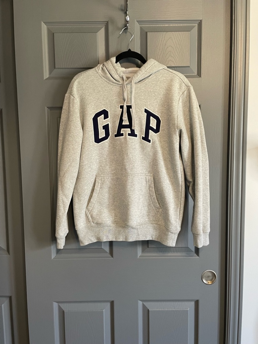 GAP Sweatshirt